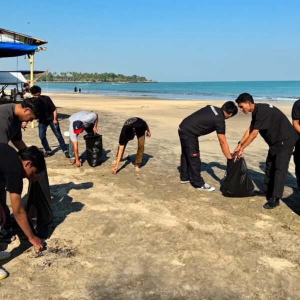 Dari Anyer untuk Negeri: Aksi Bersih Pantai BM PAN Jadi Simbol Kepedulian Lingkungan Jelang Kongres VII​
