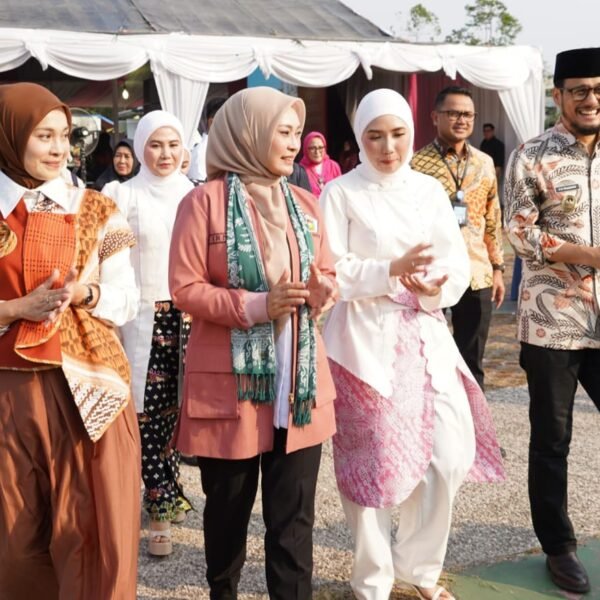 Gebyar Bakti Wanita Nusantara Semarakkan Alun-Alun Cilegon, Perkuat Pemberdayaan Perempuan dan UMKM
