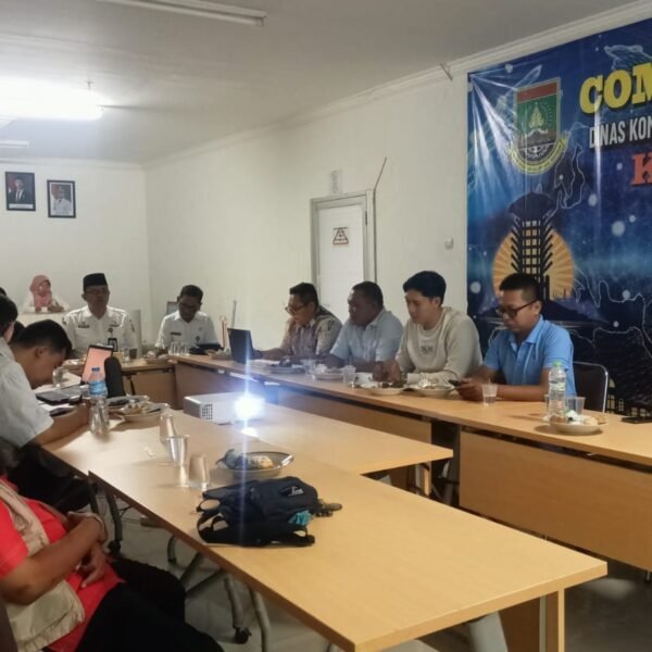 Diskominfo Ambil Langkah Tegas, Jadwalkan Penertiban Kabel Fiber Optik Liar di Jalan Protokol
