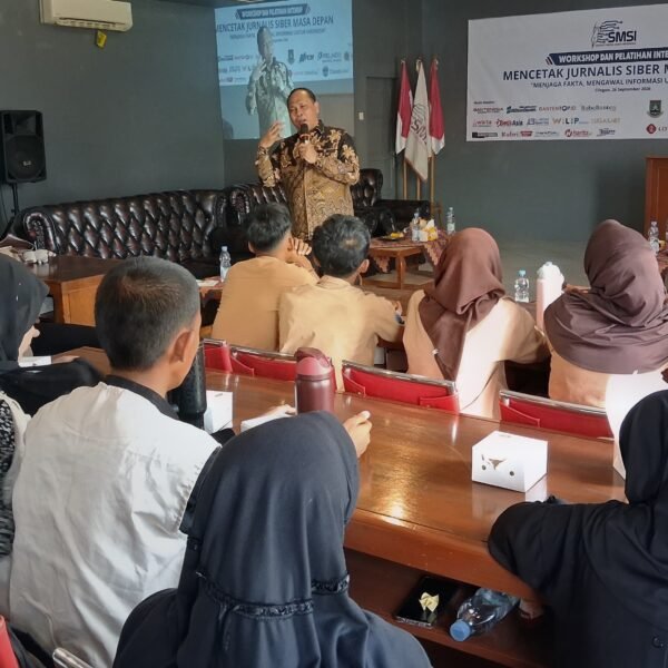 Hadiri Workshop SMSI di JBS, Sokhidin Beri Motivasi Langsung Peserta