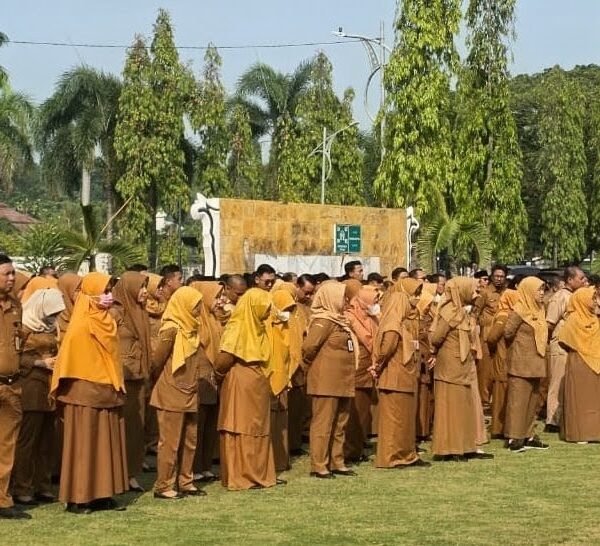 Sekda Cilegon Minta ASN Fokus Kerja di Tengah Isu Rotasi dan Uji Coba E-Presensi